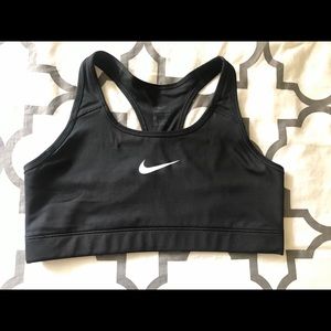 Black Nike sports bra L